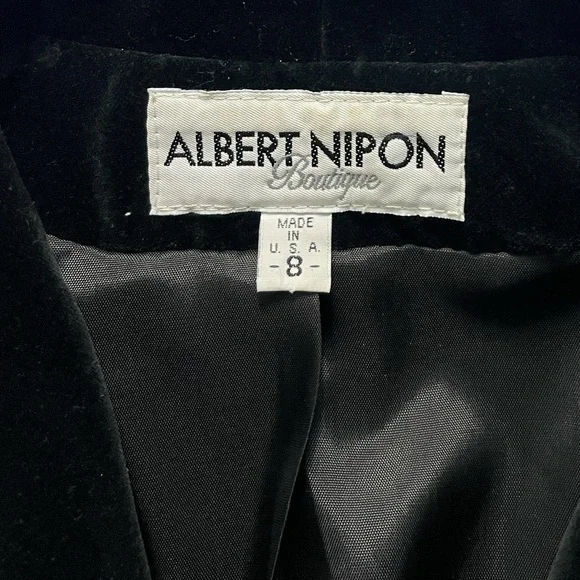 Albert Nipon Black Velvet Collar Coat - Picture 6 of 7